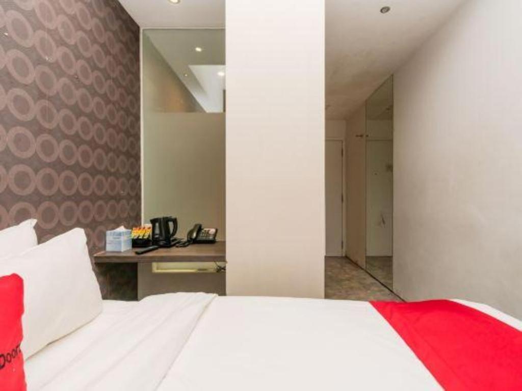 Reddoorz Hotel Plus @ Little India Singapur Exterior foto